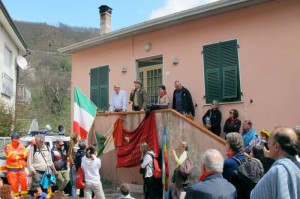 Fosdinovo, Canepari, sede del Comando della Brigata "Muccini" - Intervento del partigiano Renato Lorenzetti "Ottavio" - "Percorsi della Resistenza", 21 aprile 2013  (foto Giorgio Pagano)