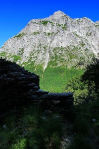 Alpi Apuane, il monte Corchia (2013)    (foto Giorgio Pagano)