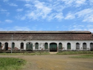 Sao Tomè, roça di Agua Izè, le officine    (2015)    (foto Giorgio Pagano)