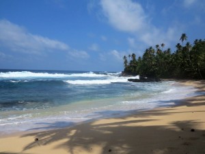 Sao Tomè, Ilheu das Rolas, la spiaggia di Sant'Antonio    (2015)    (foto Giorgio Pagano)