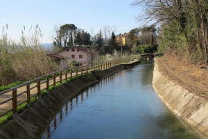 Mostra fotografica "La città segnata", Spazio 32 - Biblioteca della Fondazione Carispezia, 4 maggio - 13 maggio 2017: "La valle dell'acqua. Il Canale Lunense"    (foto Giorgio Pagano)