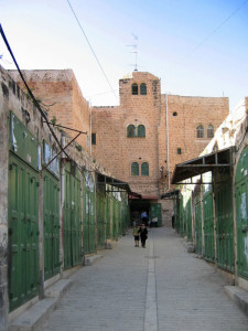 Palestina, Hebron, Shuhada Street    (2007)    (foto Giorgio Pagano)