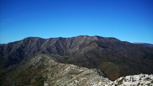 Monte Zatta, veduta dal sentiero che parte da Colla Craiolo, fotografia selezionata per il concorso "Beverino in uno scatto 2015", Beverino, sala polivalente, maggio 2015     (2009)    (Giorgio Pagano)