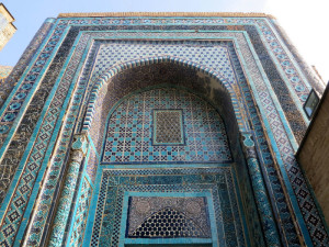 Samarcanda, uno dei mausolei dello Sha - i - Zinda    (2017)    (foto Giorgio Pagano) 