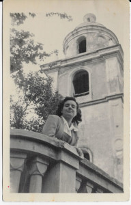 Mimma Rolla ad Arcola nel dopoguerra  (foto archivio famiglia Rolla)