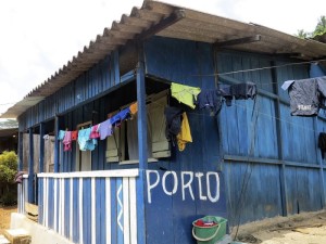 Sao Tomè, abitazione a Porto Alegre (2015)  (foto Giorgio Pagano)