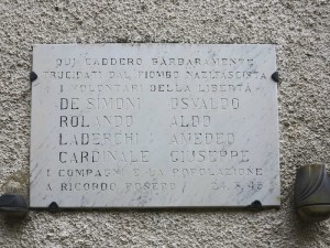 Villa di Pignone, lapide ai caduti dell'eccidio del 24 marzo 1945 (2018) (foto Giorgio Pagano)