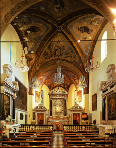 Interno del Santuario di Nostra Signora delle Grazie (2004) (foto Luca Fregoso)