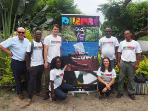 Giorgio Pagano con la "equipa" di Alisei Ong a Sao Tomé e Principe (2016) (foto archivio Giorgio Pagano)