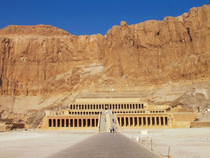 Egitto,Deir el-Bahri, il tempio della regina Hatshepsut