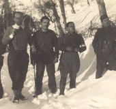 Tommaso Lupi,secondo da sinistra,e alcuni membri del Comando della IV Zona Operativa