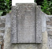 Adelano,il monumento a Dante Castellucci